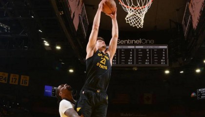 勇士内线新秀垃圾时间爆发，或许重返轮换在即？