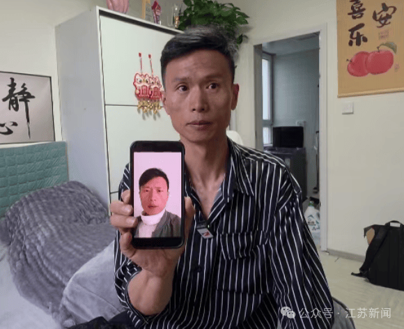 男子愤怒举报：想变胖一点，花费超10000元，每天服用18包“固体饮料”，却暴瘦13斤进了医院！
